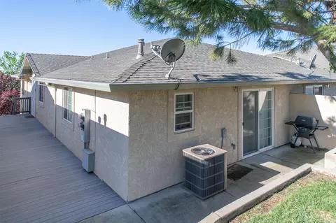 763 Stonebriar Trl, Redding, CA 96003 photo 23