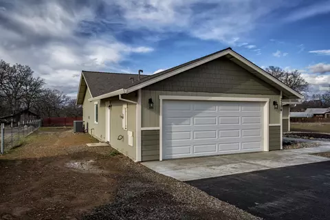 2584 Old Oregon Trl, Redding, CA 96002 photo 18