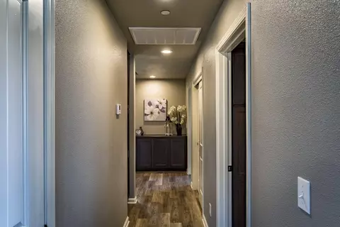 2584 Old Oregon Trl, Redding, CA 96002 photo 28