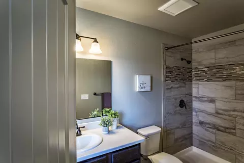 2584 Old Oregon Trl, Redding, CA 96002 photo 10