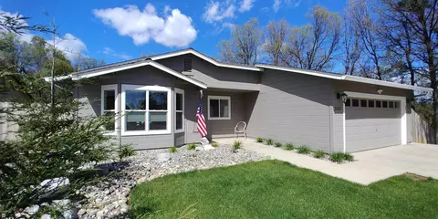 3307 Billings Dr, Redding, CA 96002 photo 1