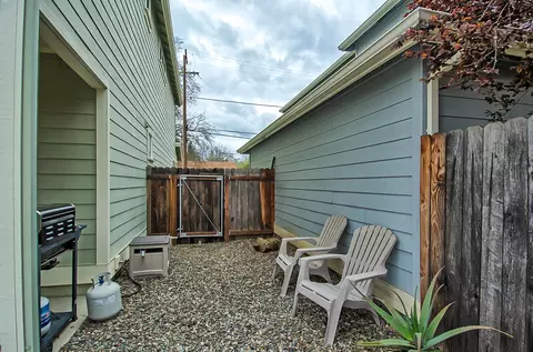 2766 Leland Ave, Redding, CA 96001 photo 33