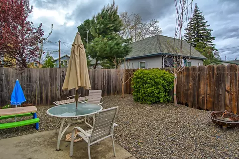 2766 Leland Ave, Redding, CA 96001 photo 30
