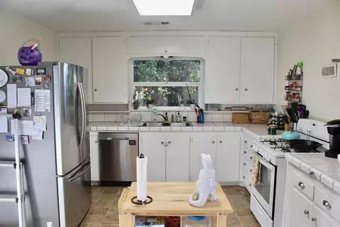 655 Loma St, Redding, CA 96003 photo 15