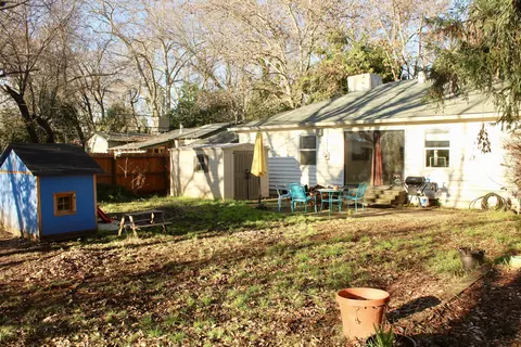 655 Loma St, Redding, CA 96003 photo 24