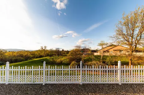 2118 Cadjew St, Redding, CA 96003 photo 18