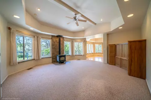 3299 Lake Redding Dr, Redding, CA 96003 photo 7