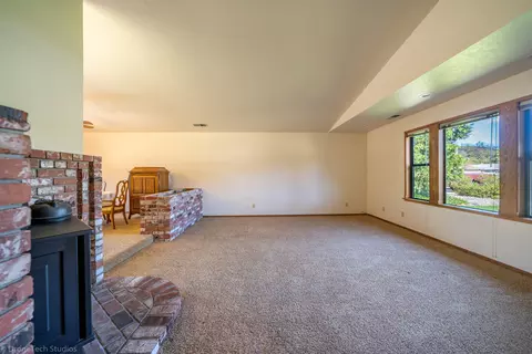 2891 Amethyst Way, Redding, CA 96003 photo 5