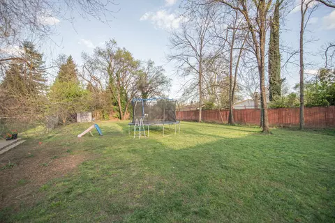 3101 Sunny Ln, Redding, CA 96001 photo 22