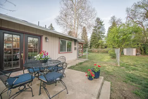 3101 Sunny Ln, Redding, CA 96001 photo 20