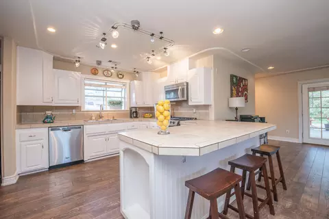 3101 Sunny Ln, Redding, CA 96001 photo 9