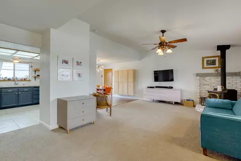 1011 Goodview Way, Redding, CA 96003 photo 1