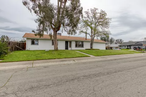 1011 Goodview Way, Redding, CA 96003 photo 23