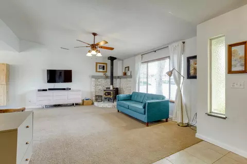 1011 Goodview Way, Redding, CA 96003 photo 11