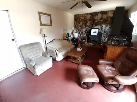 1015 Lorraine Dr, Redding, CA 96002 photo 5