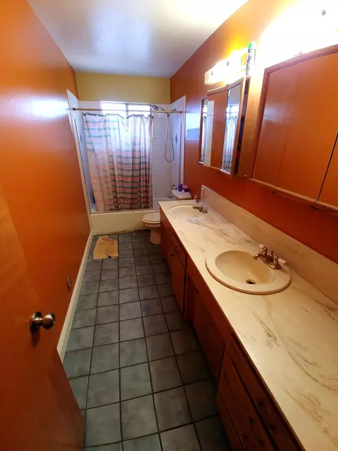 1015 Lorraine Dr, Redding, CA 96002 photo 11