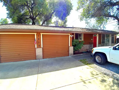 1015 Lorraine Dr, Redding, CA 96002 photo 1