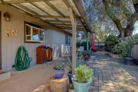 720 Lakeview Dr, Redding, CA 96001 photo 19
