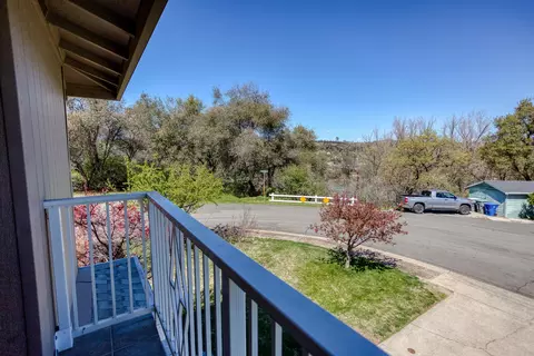 720 Lakeview Dr, Redding, CA 96001 photo 21