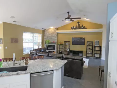 295 Kingsview Ct, Redding, CA 96003 photo 6