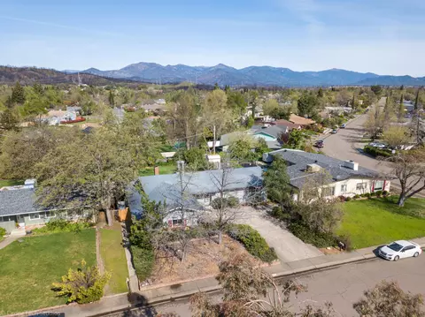 4210 Oro St, Redding, CA 96001 photo 30