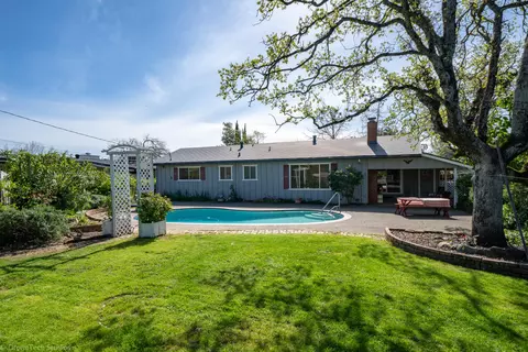 4210 Oro St, Redding, CA 96001 photo 25