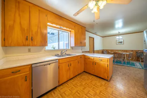 4210 Oro St, Redding, CA 96001 photo 7