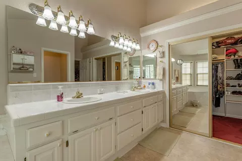 184 Ironwood Ln, Redding, CA 96003 photo 15