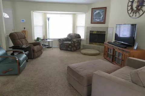 955 Gold St, Redding, CA 96001 photo 52