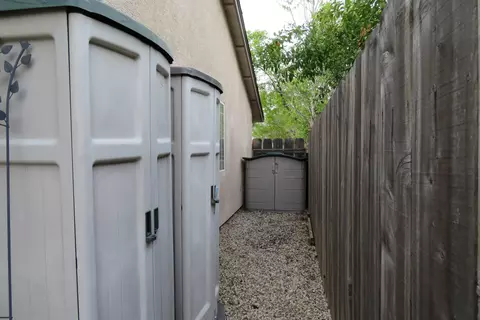 955 Gold St, Redding, CA 96001 photo 30