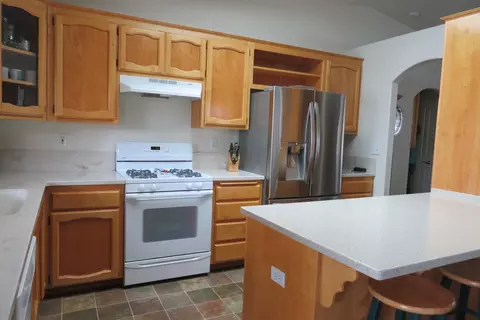 955 Gold St, Redding, CA 96001 photo 7