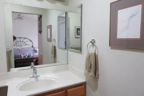 955 Gold St, Redding, CA 96001 photo 40