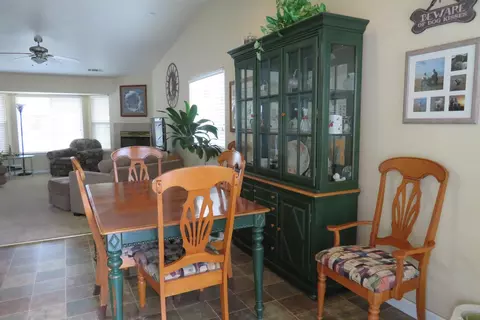 955 Gold St, Redding, CA 96001 photo 11