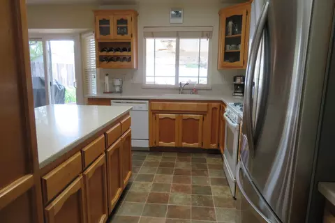 955 Gold St, Redding, CA 96001 photo 48