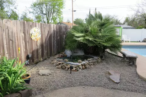 955 Gold St, Redding, CA 96001 photo 23