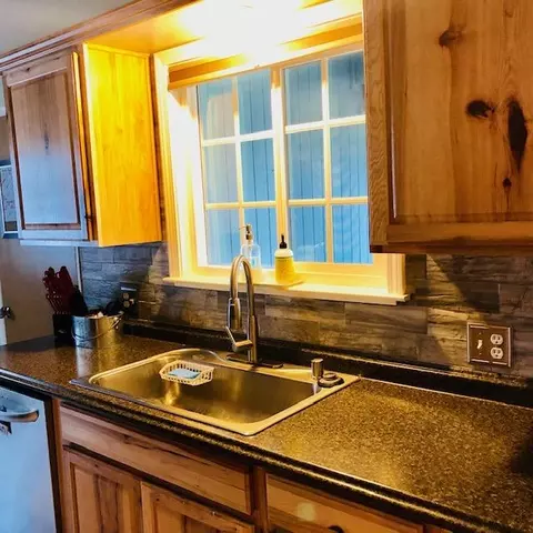 6503 Leonard Dr, Redding, CA 96001 photo 9