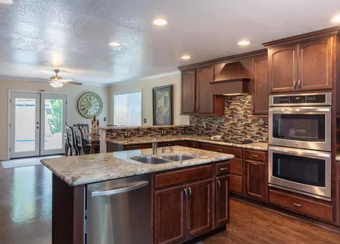 1600 Filaree Dr, Redding, CA 96002 photo 23