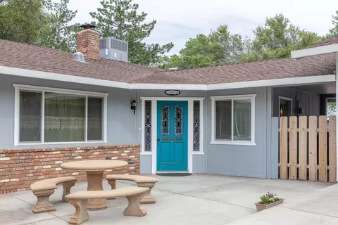 1600 Filaree Dr, Redding, CA 96002 photo 2