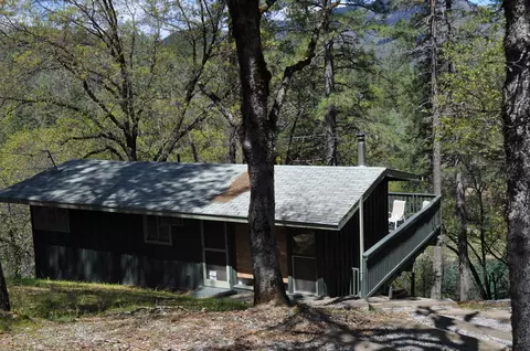 7126 Juniper Dr #3, Redding, CA 96003 photo 1