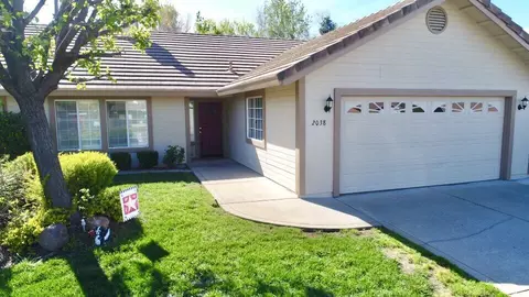 2038 Wicklow St, Redding, CA 96001 photo 36
