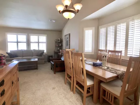 2038 Wicklow St, Redding, CA 96001 photo 20