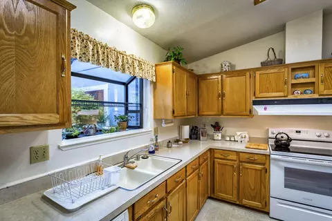 1192 Golden Gate Trl, Redding, CA 96003 photo 11