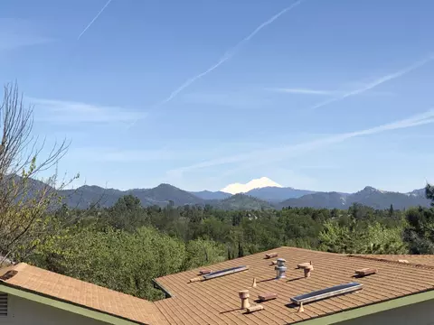 1192 Golden Gate Trl, Redding, CA 96003 photo 2
