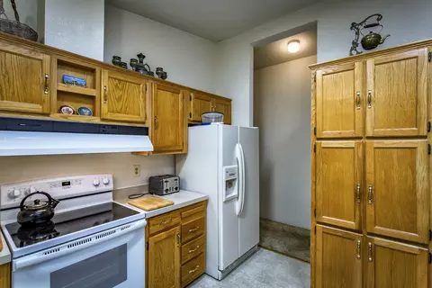 1192 Golden Gate Trl, Redding, CA 96003 photo 12