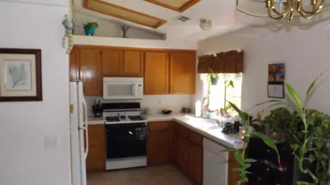 538 Springer Dr, Redding, CA 96003 photo 7