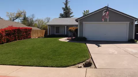 538 Springer Dr, Redding, CA 96003 photo 2