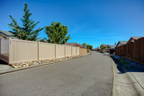 342 Bountiful Path, Redding, CA 96003 photo 31