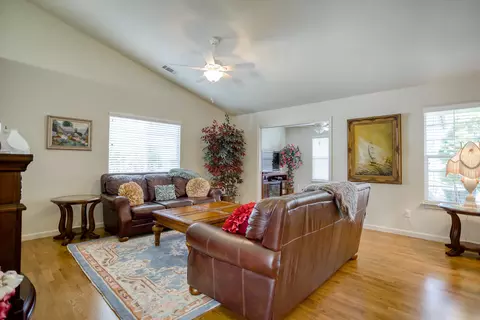 342 Bountiful Path, Redding, CA 96003 photo 7
