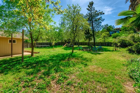 3540 Court St, Redding, CA 96002 photo 16