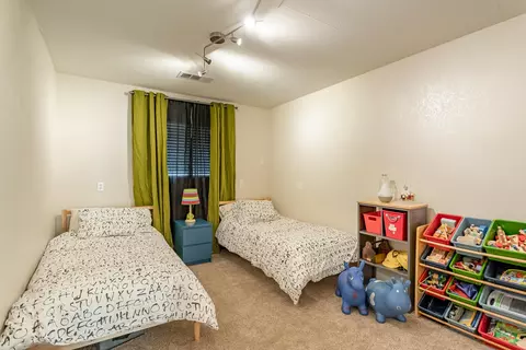 3540 Court St, Redding, CA 96002 photo 10